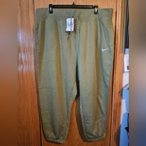 Nike Green Joggers - Size 3X Women's
